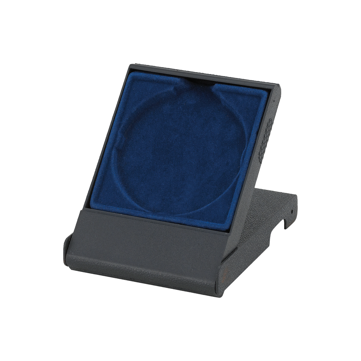 Aufgestelltes schwarzes Etui für 70-mm-Medaillen mit blauer Einlage und Aussparung für die Öse
