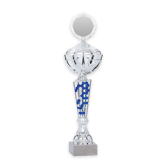 Pokal Juna in Silber und Blau mit Deckel, Lorbeerkranz und Emblemfeld auf Marmorsockel